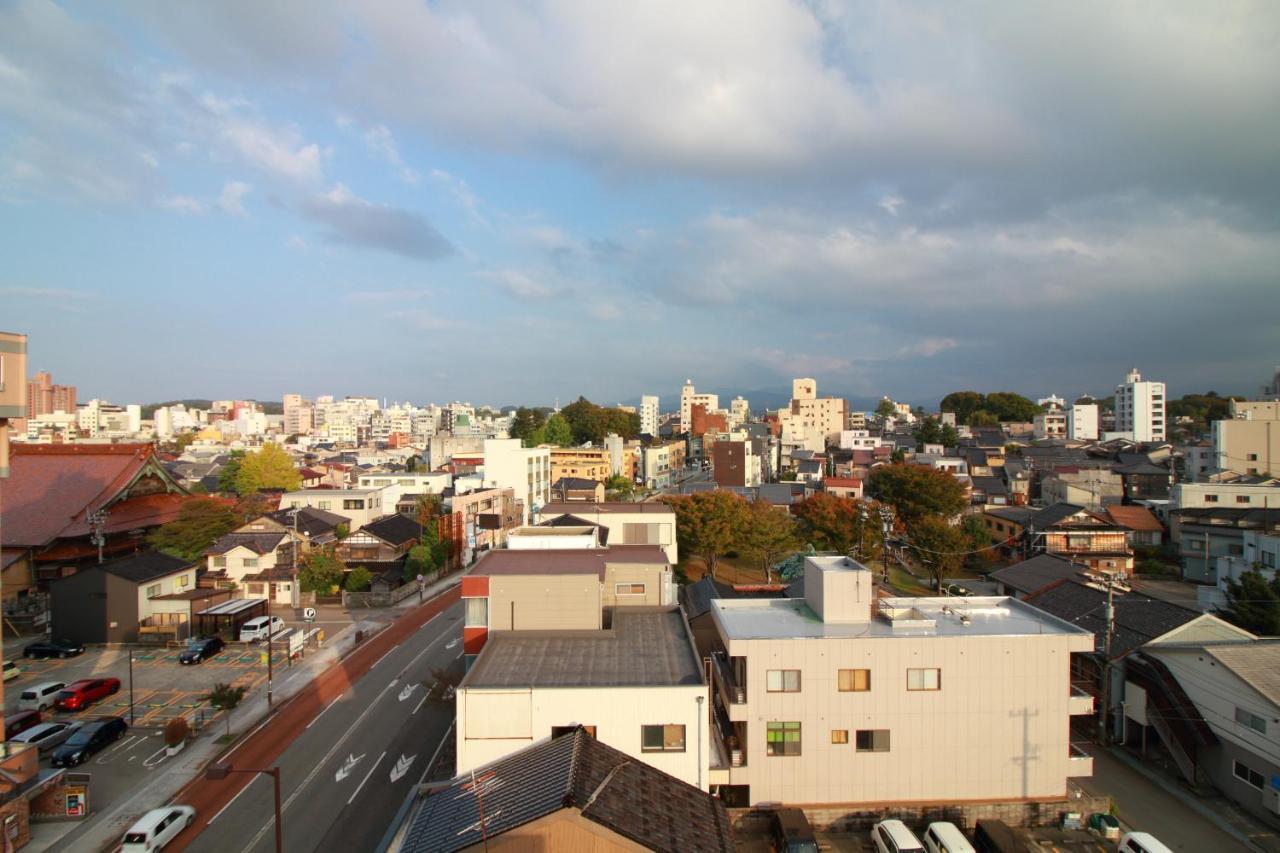 W&M House Lägenhet Kanazawa Exteriör bild